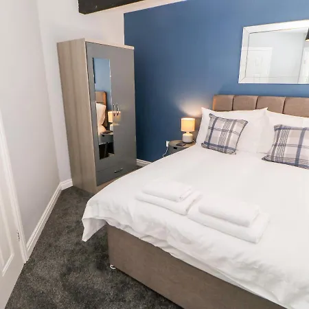 3 Kings Mews Apartment *